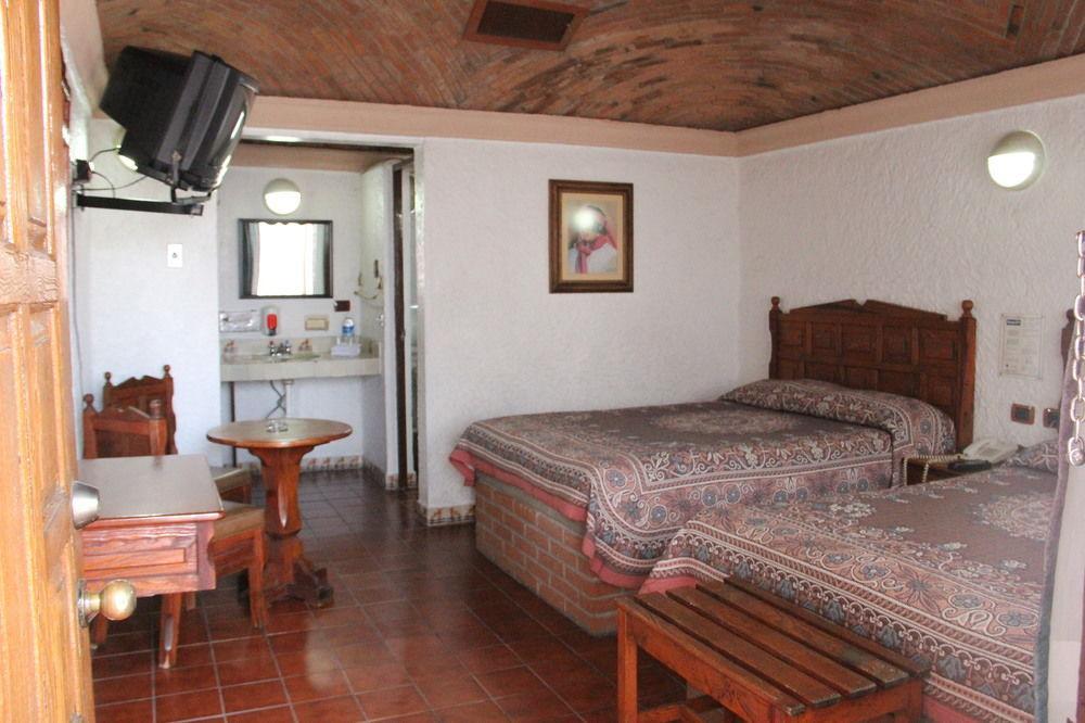 State Inn Chihuahua Extérieur photo