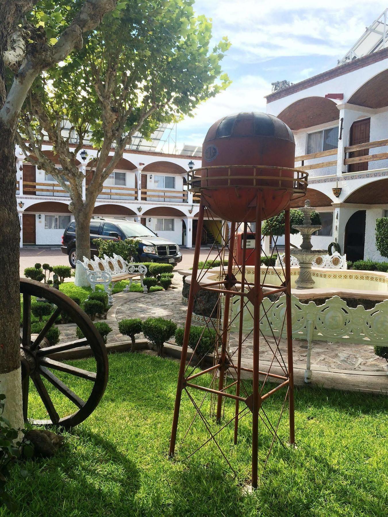 State Inn Chihuahua Extérieur photo