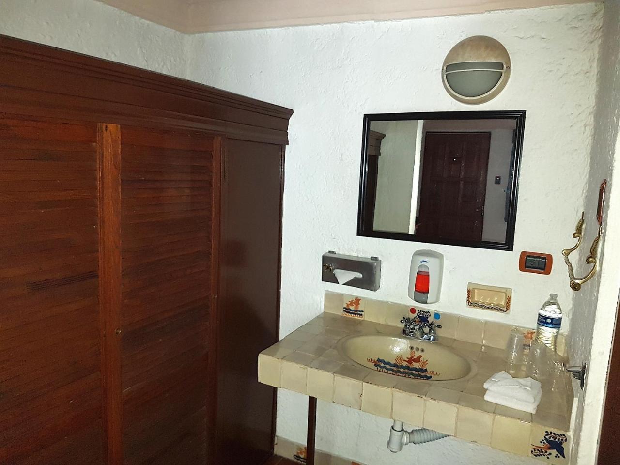 State Inn Chihuahua Extérieur photo