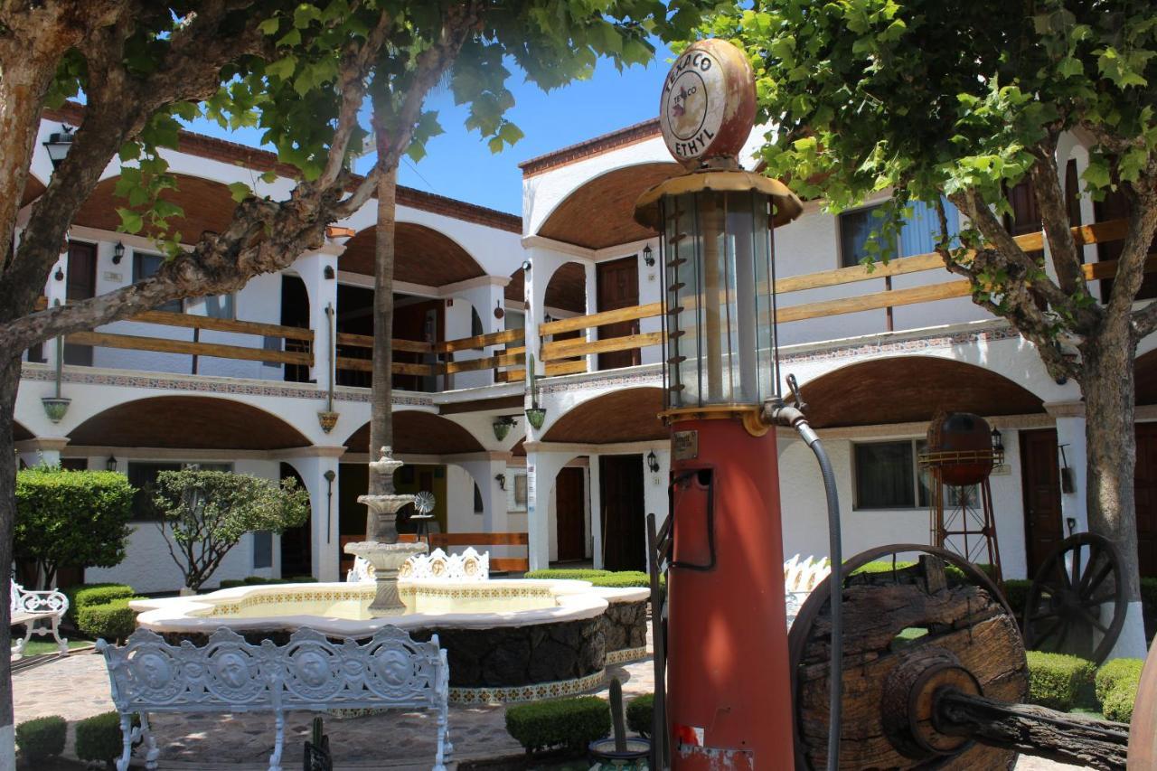 State Inn Chihuahua Extérieur photo